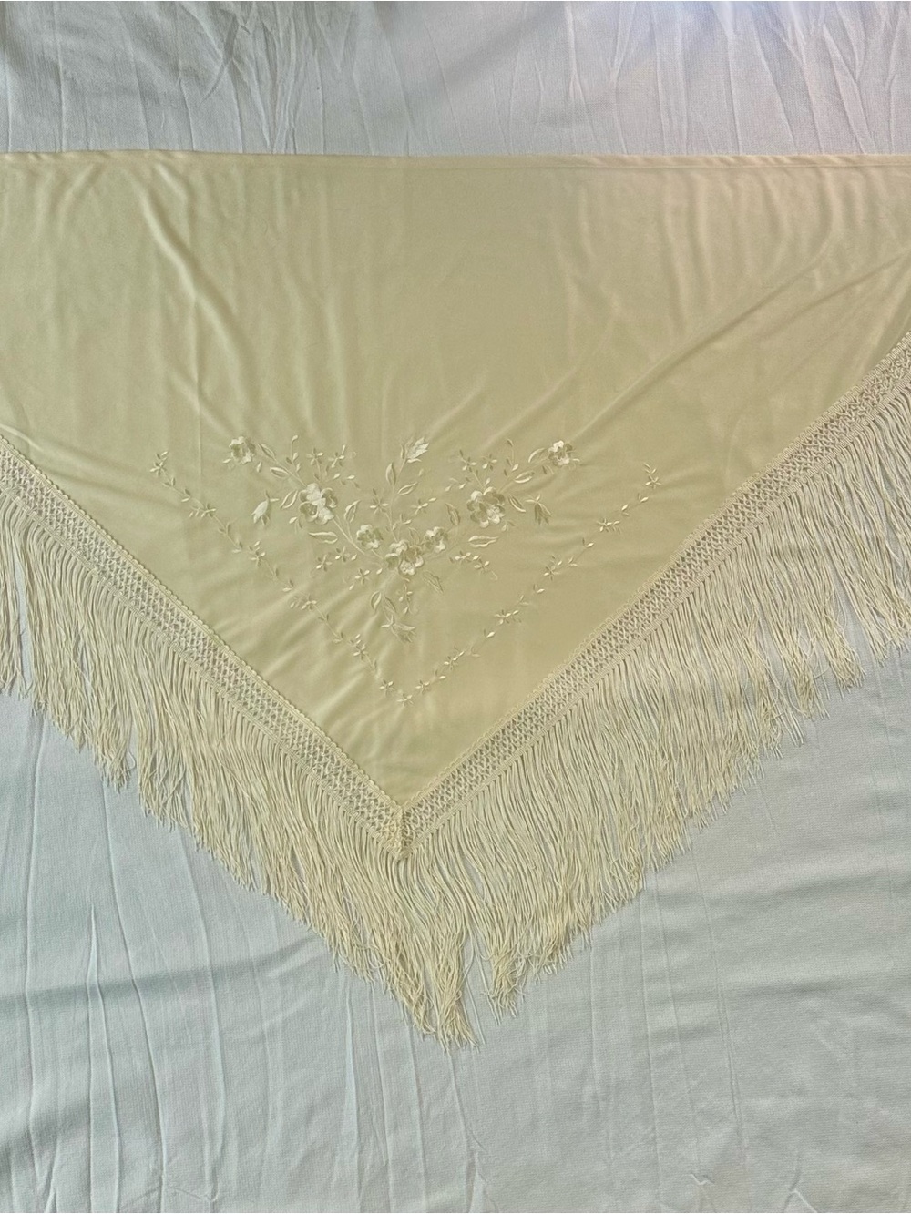 Boho Embroidered Piano Shawl – Cream Silk-Feel with Long Lattice Fringe